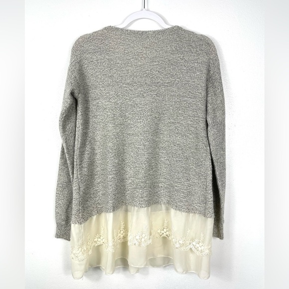 Kate Collection Heather Gray Heart & Lace Trim Sweater Medium Girly Romantic - Picture 4 of 6
